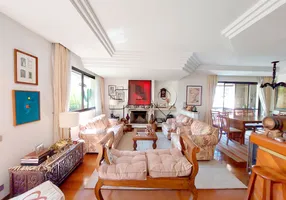 Foto 1 de Apartamento com 4 Quartos à venda, 226m² em Vila Suzana, São Paulo