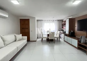 Foto 1 de Sobrado com 3 Quartos à venda, 120m² em Itaipu, Niterói