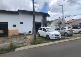 Foto 1 de Galpão/Depósito/Armazém à venda, 210m² em Parque Santa Cecília, Aparecida de Goiânia