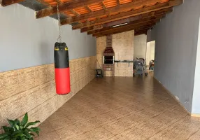 Foto 1 de Casa com 3 Quartos à venda, 240m² em Bairro Boa Vista, Anápolis