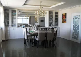 Foto 1 de Apartamento com 3 Quartos para venda ou aluguel, 200m² em José Menino, Santos