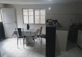 Foto 1 de Casa com 4 Quartos à venda, 195m² em Coroado, Manaus