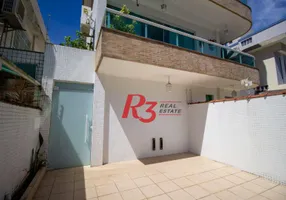 Foto 1 de Casa com 3 Quartos para venda ou aluguel, 170m² em Embaré, Santos
