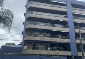Foto 1 de Apartamento com 3 Quartos à venda, 191m² em Anita Garibaldi, Joinville