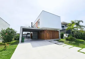 Foto 1 de Casa de Condomínio com 4 Quartos à venda, 277m² em Condominio Quintas do Lago, Xangri-lá