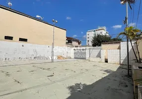 Foto 1 de Casa com 3 Quartos à venda, 360m² em Floramar, Belo Horizonte