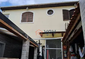 Foto 1 de Casa com 5 Quartos à venda, 303m² em Vila Guarani, São Paulo