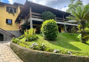 Foto 1 de Casa de Condomínio com 4 Quartos à venda, 1538m² em Carlos Guinle, Teresópolis