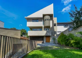 Foto 1 de Casa com 3 Quartos à venda, 380m² em São Lourenço, Curitiba