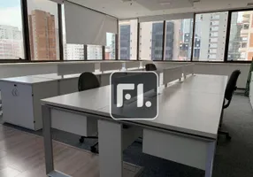 Foto 1 de Sala Comercial para alugar, 100m² em Itaim Bibi, São Paulo