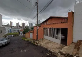 Foto 1 de Casa com 4 Quartos para alugar, 258m² em Fabrício, Uberaba