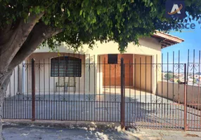 Foto 1 de Casa com 3 Quartos à venda, 274m² em Santo Antonio, Louveira