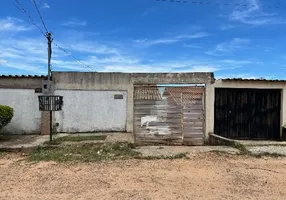 Foto 1 de Casa com 2 Quartos à venda, 180m² em Santa Cecília, Esmeraldas