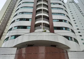 Foto 1 de Apartamento com 3 Quartos para alugar, 117m² em Centro, Balneário Camboriú