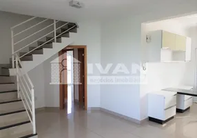 Foto 1 de Cobertura com 2 Quartos à venda, 119m² em Tabajaras, Uberlândia