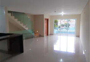 Foto 1 de Sobrado com 3 Quartos à venda, 150m² em Parque Maria Domitila, São Paulo