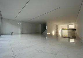 Foto 1 de Sobrado com 4 Quartos à venda, 525m² em Granja Julieta, São Paulo