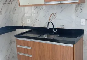 Foto 1 de Apartamento com 2 Quartos à venda, 43m² em Jardim Record, Taboão da Serra