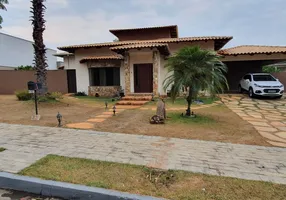 Foto 1 de Casa de Condomínio com 3 Quartos à venda, 370m² em Loteamento Portal do Sol II, Goiânia