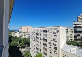 Foto 1 de Apartamento com 3 Quartos à venda, 130m² em Copacabana, Rio de Janeiro