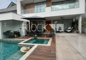 Foto 1 de Casa de Condomínio com 4 Quartos para alugar, 350m² em Recreio Dos Bandeirantes, Rio de Janeiro