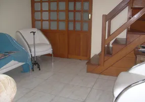 Foto 1 de Casa de Condomínio com 2 Quartos à venda, 100m² em Camaquã, Porto Alegre
