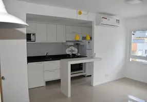 Foto 1 de Apartamento com 3 Quartos à venda, 67m² em Passo da Areia, Porto Alegre