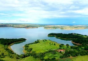 Fazenda/Sítio com 5 Quartos à venda, 73000m² em Asa Norte, Brasília - imagem 1 Foto 1 de Fazenda/Sítio com 5 Quartos à venda, 73000m² em Asa Norte, Brasília