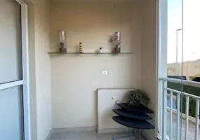 Foto 1 de Apartamento com 3 Quartos para alugar, 80m² em Vila Caraguatá, São Paulo