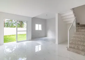 Foto 1 de Sobrado com 3 Quartos à venda, 131m² em Estancia Pinhais, Pinhais