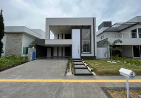 Foto 1 de Casa de Condomínio com 4 Quartos à venda, 200m² em Jardins Lisboa, Goiânia