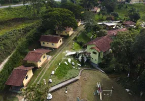 Foto 1 de Fazenda/Sítio com 4 Quartos à venda, 2141m² em Taipas de Pedra, São Roque