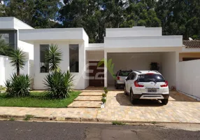 Foto 1 de Casa com 2 Quartos à venda, 176m² em Bosque de São Carlos, São Carlos