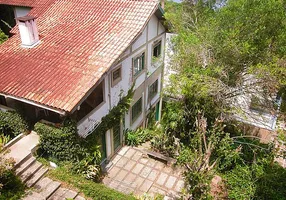 Foto 1 de Casa com 3 Quartos à venda, 220m² em Vila Conceição, Porto Alegre