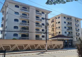 Foto 1 de Apartamento com 3 Quartos para venda ou aluguel, 130m² em Tabau, Pindamonhangaba