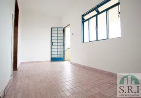 Foto 1 de Casa com 2 Quartos para alugar, 60m² em Guarani, Belo Horizonte