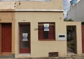 Foto 1 de Casa com 2 Quartos para alugar, 50m² em Simoes Lopes, Pelotas