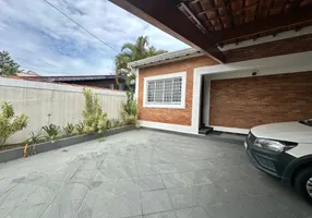Foto 1 de Casa com 3 Quartos para alugar, 273m² em Alvinopolis, Atibaia