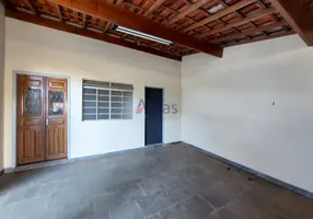 Foto 1 de Casa com 2 Quartos para alugar, 98m² em Jardim São João Batista, São Carlos