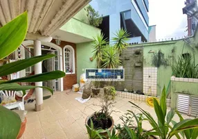 Foto 1 de Casa com 3 Quartos à venda, 125m² em Ponta da Praia, Santos