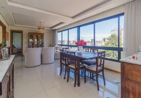Foto 1 de Apartamento com 3 Quartos à venda, 99m² em Petrópolis, Porto Alegre