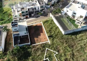 Foto 1 de Lote/Terreno à venda, 323m² em Santo Agostinho, Governador Valadares