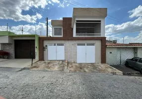 Foto 1 de Casa com 6 Quartos à venda, 240m² em Indianopolis, Caruaru
