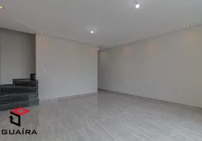 Foto 1 de Sobrado com 3 Quartos à venda, 180m² em Vila Curuçá, Santo André