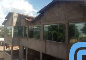 Foto 1 de Sobrado com 3 Quartos à venda, 350m² em Vila Morais, Goiânia