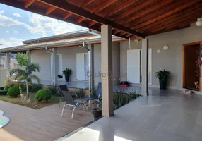 Foto 1 de Casa com 3 Quartos à venda, 206m² em Jardim Maria Helena, Nova Odessa