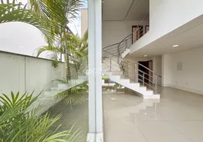 Foto 1 de Casa com 4 Quartos para alugar, 392m² em Parque Terra Nova II, São Bernardo do Campo
