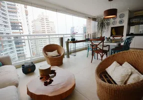 Foto 1 de Apartamento com 3 Quartos à venda, 162m² em Vila Nova Conceição, São Paulo