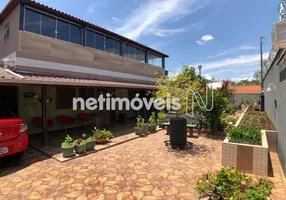 Foto 1 de Casa com 4 Quartos à venda, 420m² em Duquesa I, Santa Luzia