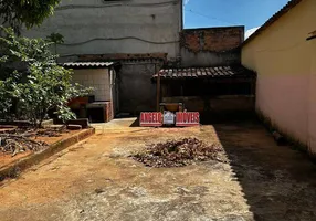 Foto 1 de Lote/Terreno à venda, 405m² em Piratininga Venda Nova, Belo Horizonte